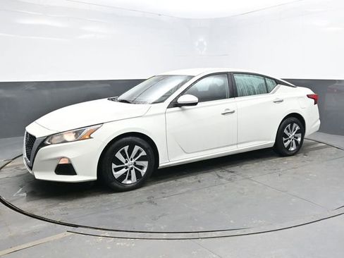 Used 2021 Nissan Altima 2.5 S image 3