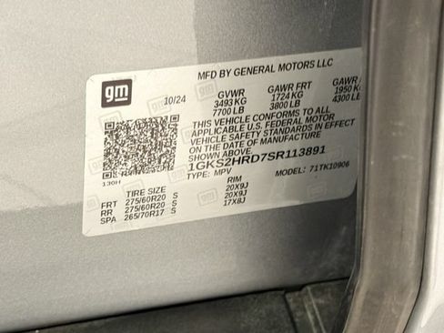 Certified 2025 GMC Yukon XL AT4 w/ AT4 Premium Package AWD/4WD image 29