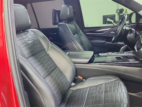 Used 2023 Cadillac Escalade V AWD/4WD image 33