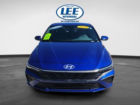 Certified 2026 Hyundai Elantra SE FWD image 8