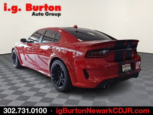 Used 2022 Dodge Charger SRT Hellcat w/ Harman/Kardon Audio Group RWD image 4