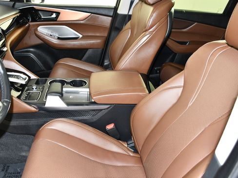 Certified 2024 Acura MDX SH-AWD w/ Technology Package image 38