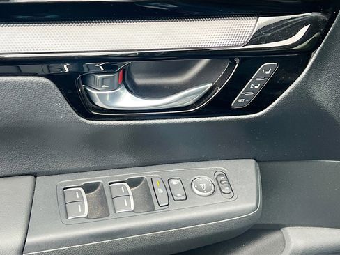 Used 2023 Honda CR-V EX-L image 17