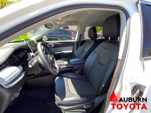 Used 2022 Jeep Compass Latitude FWD image 27