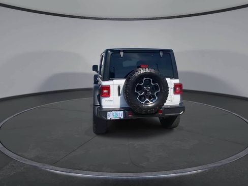 Used 2022 Jeep Wrangler Unlimited Rubicon 4xe AWD/4WD image 7
