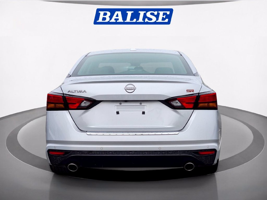 Used 2023 Nissan Altima 2.5 SR FWD image 4