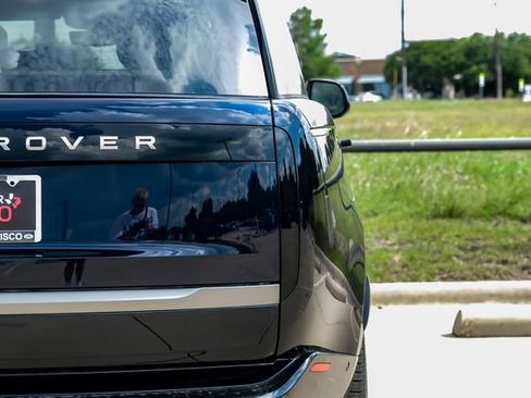 New 2026 Land Rover Range Rover Long Wheelbase Autobiography AWD/4WD image 59