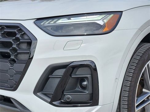 Used 2023 Audi Q5 e Prestige image 5