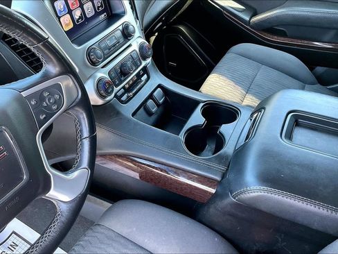 Used 2019 GMC Yukon XL SLE AWD/4WD image 21