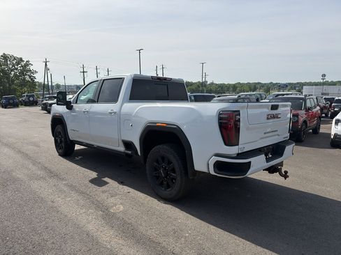 Used 2024 GMC Sierra 3500 AT4 w/ AT4 Premium Plus Package image 2