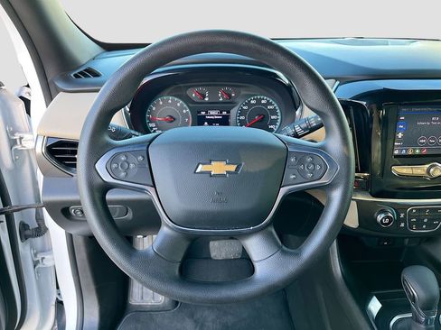 Used 2023 Chevrolet Traverse LS w/ Safety Package image 11