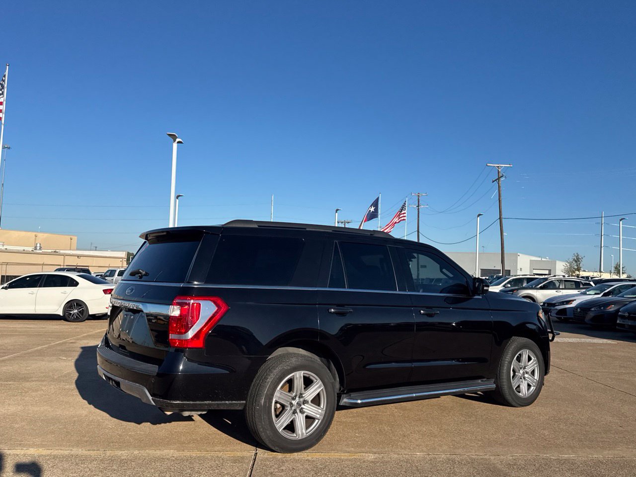 Used 2019 Ford Expedition XLT w/ Equipment Group 202A RWD image 31