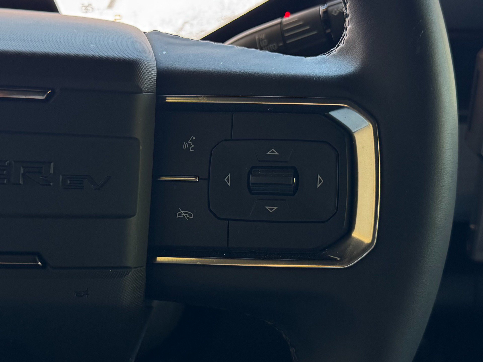 Used 2025 GMC Hummer EV 3X w/ Extreme Off-Road Package AWD/4WD image 58
