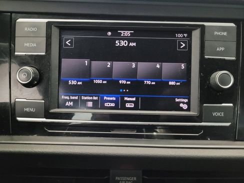 Used 2020 Volkswagen Jetta R-Line w/ R-Line Cold Weather Package FWD image 25