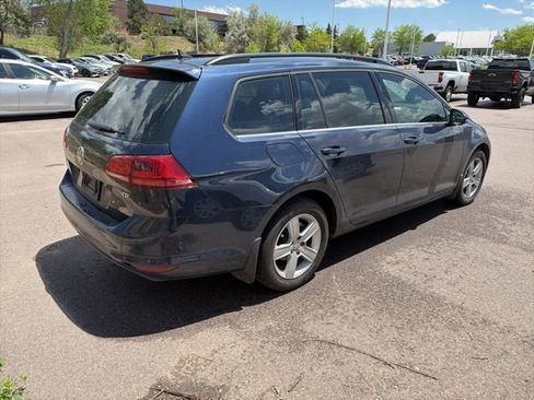 Used 2015 Volkswagen Golf TDI S FWD image 4