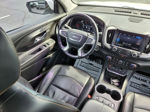 Used 2019 GMC Terrain SLT w/ Preferred Package FWD image 14
