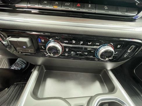 New 2026 GMC Sierra 1500 SLT w/ SLT Premium Package image 27