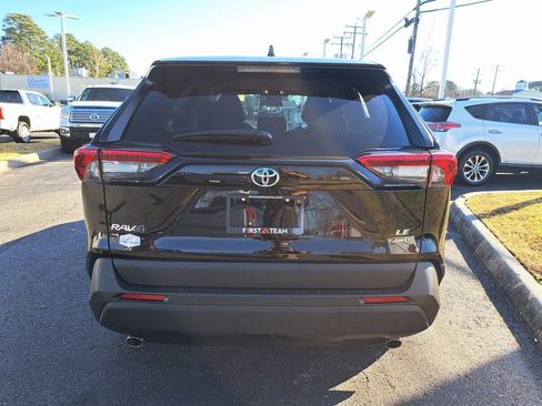 New 2025 Toyota RAV4 LE image 7