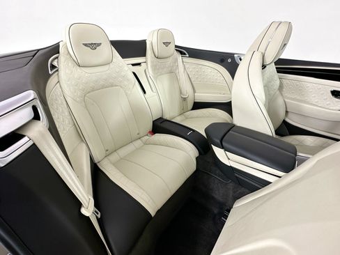 Certified 2021 Bentley Continental GT AWD/4WD image 26