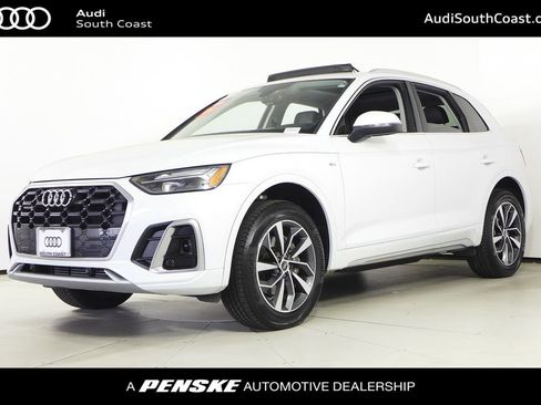 Used 2023 Audi Q5 2.0T Premium w/ Convenience Package image 1