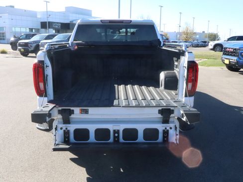 Used 2023 GMC Sierra 1500 SLT w/ SLT Premium Plus Package image 16
