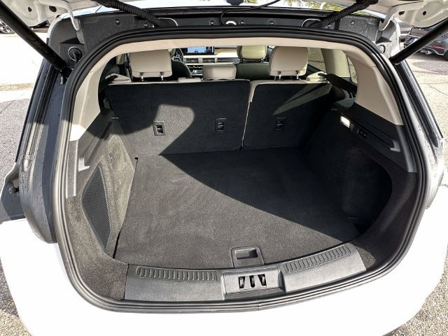 Used 2025 Lincoln Corsair Grand Touring w/ Equipment Group 302A AWD/4WD image 16