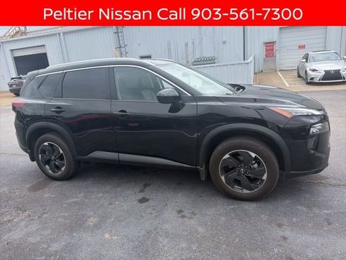 Certified 2025 Nissan Rogue SV w/ SV Premium Package FWD image 2