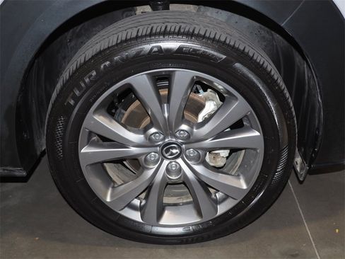 Certified 2025 MAZDA CX-30 AWD 2.5 S w/ Preferred Package image 17