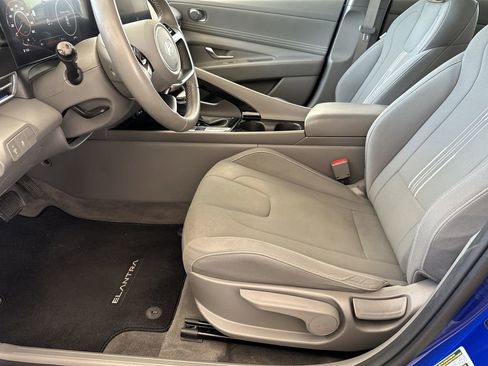 Used 2024 Hyundai Elantra SEL w/ Convenience Package FWD image 14