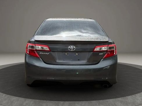 Used 2013 Toyota Camry SE FWD image 7