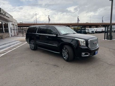 Used 2017 GMC Yukon XL Denali w/ Open Road Package image 24