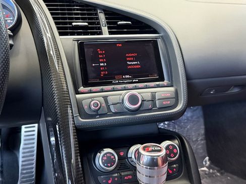 Used 2015 Audi R8 V10 image 11