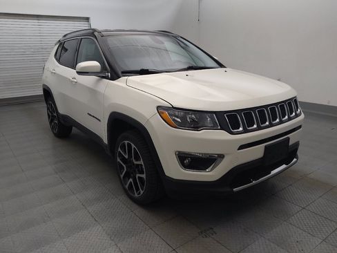 Used 2018 Jeep Compass Limited w/ Navigation Group AWD/4WD image 13