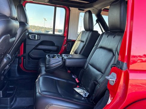 Used 2018 Jeep Wrangler Unlimited Rubicon image 8