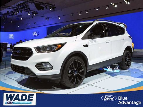 Used 2019 Ford Escape SEL FWD image 1