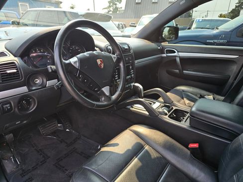 Used 2010 Porsche Cayenne AWD/4WD image 22