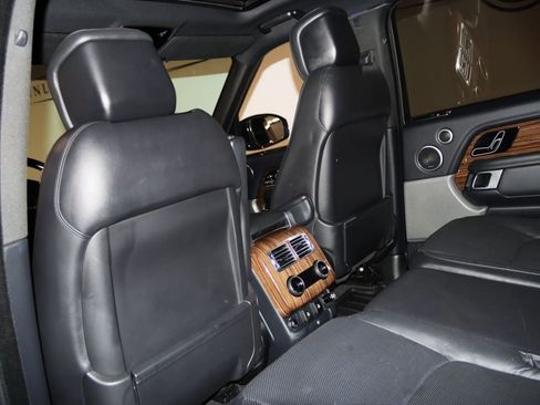 Used 2018 Land Rover Range Rover Supercharged AWD/4WD image 50