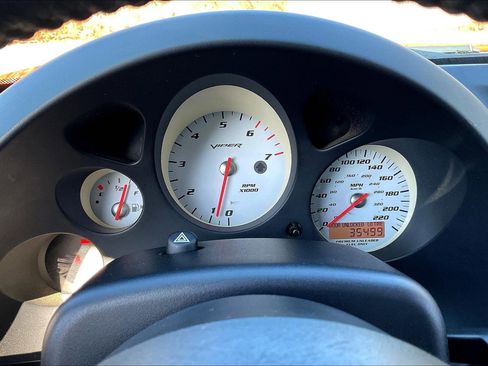 Used 2003 Dodge Viper SRT-10 image 17