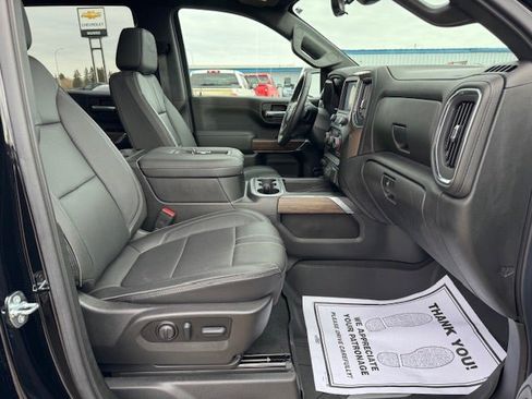 Used 2022 Chevrolet Silverado 1500 High Country w/ Technology Package image 24