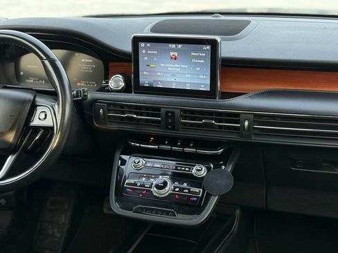 Used 2022 Lincoln Corsair Reserve image 24