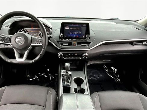 Used 2022 Nissan Altima 2.5 SV image 16