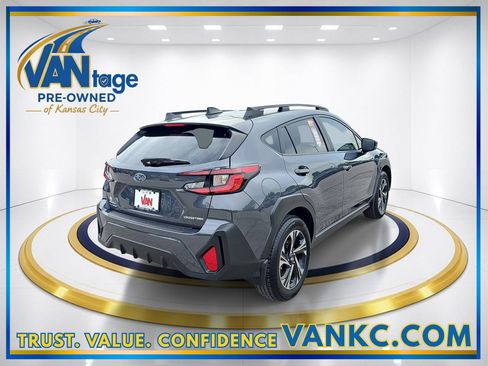 Used 2024 Subaru Crosstrek 2.0i Premium AWD/4WD image 6
