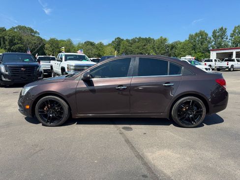 Used 2015 Chevrolet Cruze LT FWD image 2