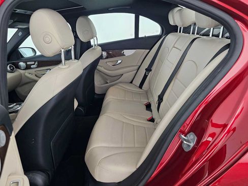 Used 2018 Mercedes-Benz C 300 Sedan image 16