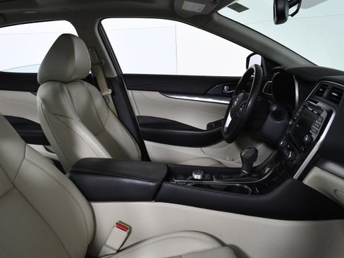 Used 2019 Nissan Maxima 3.5 SL w/ Floor Mat Group image 26