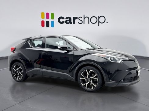 Used 2019 Toyota C-HR Limited image 7