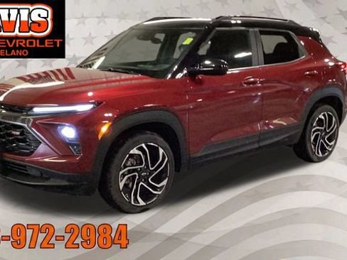 Used 2024 Chevrolet TrailBlazer RS w/ Convenience Package AWD/4WD image 2