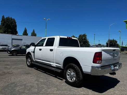 Used 2017 RAM 2500 Tradesman w/ Chrome Appearance Group AWD/4WD image 5