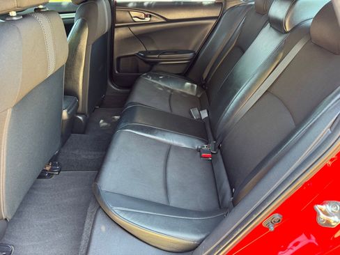Used 2019 Honda Civic Sport image 17