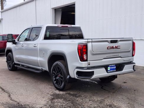 Used 2022 GMC Sierra 1500 Elevation w/ Preferred Package AWD/4WD image 3